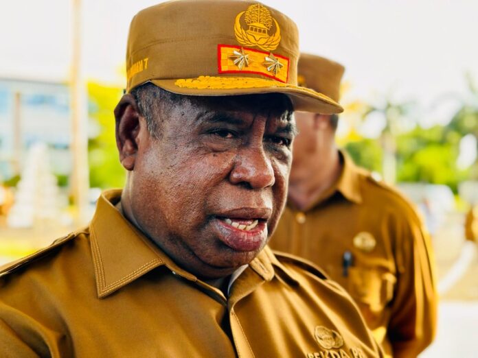 Sekda Papua Barat, Ali Baham Temongmere