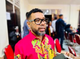 Filep Wamafma Nilai Pemangkasan Dana Otsus dan DBH Migas Bertentangan dengan Komitmen Negara kepada Papua Senator Papua Barat, Dr. Filep Wamafma, S.H., M.Hum., C.L.A
